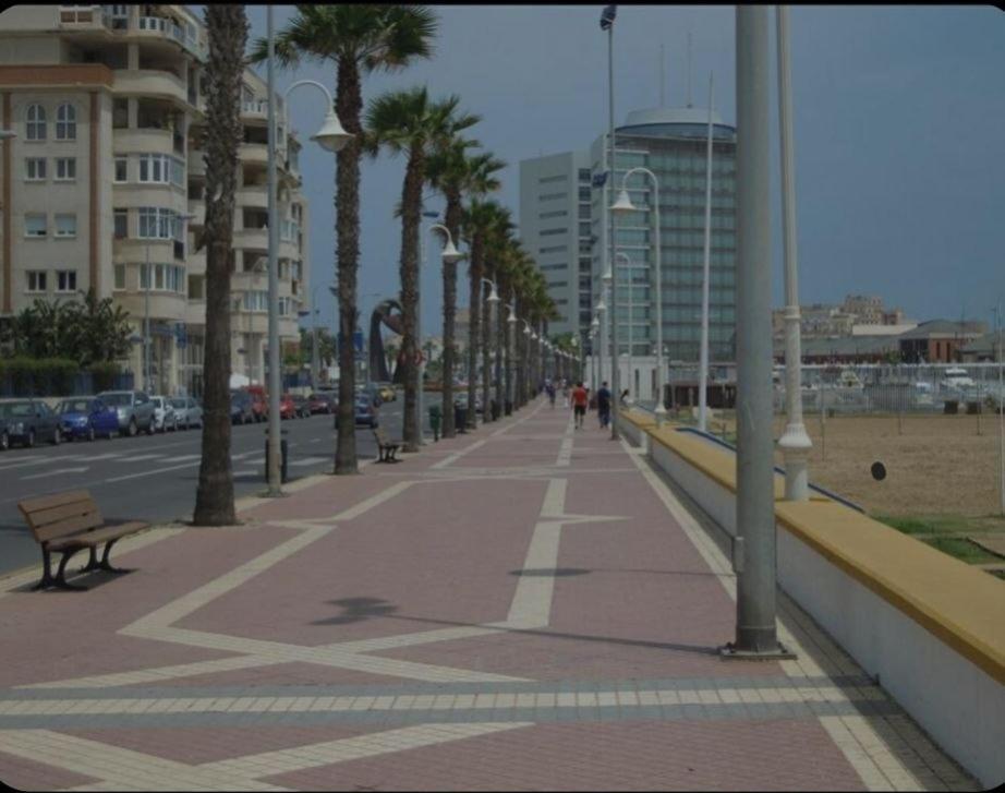 Ferienwohnung El Mirador De La Playa Melilla Exterior foto